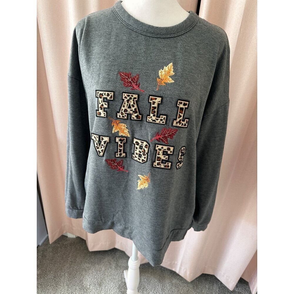 Chenalto Fall Vibes Sweatshirt size XL